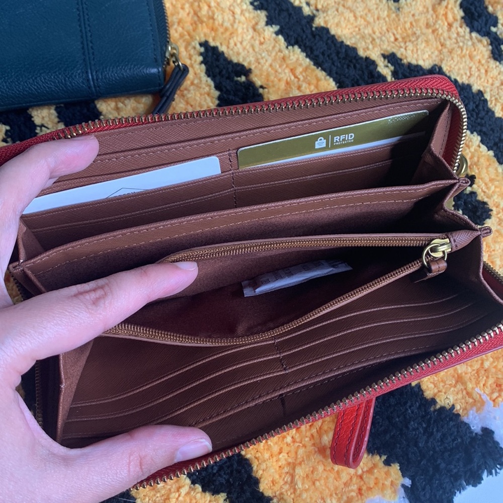 Fossil Leather Wallet Bundle -Please Read Descrip… - image 7